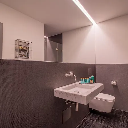 Alpin Panorama - Direkt An Der Bergbahn - By شقة